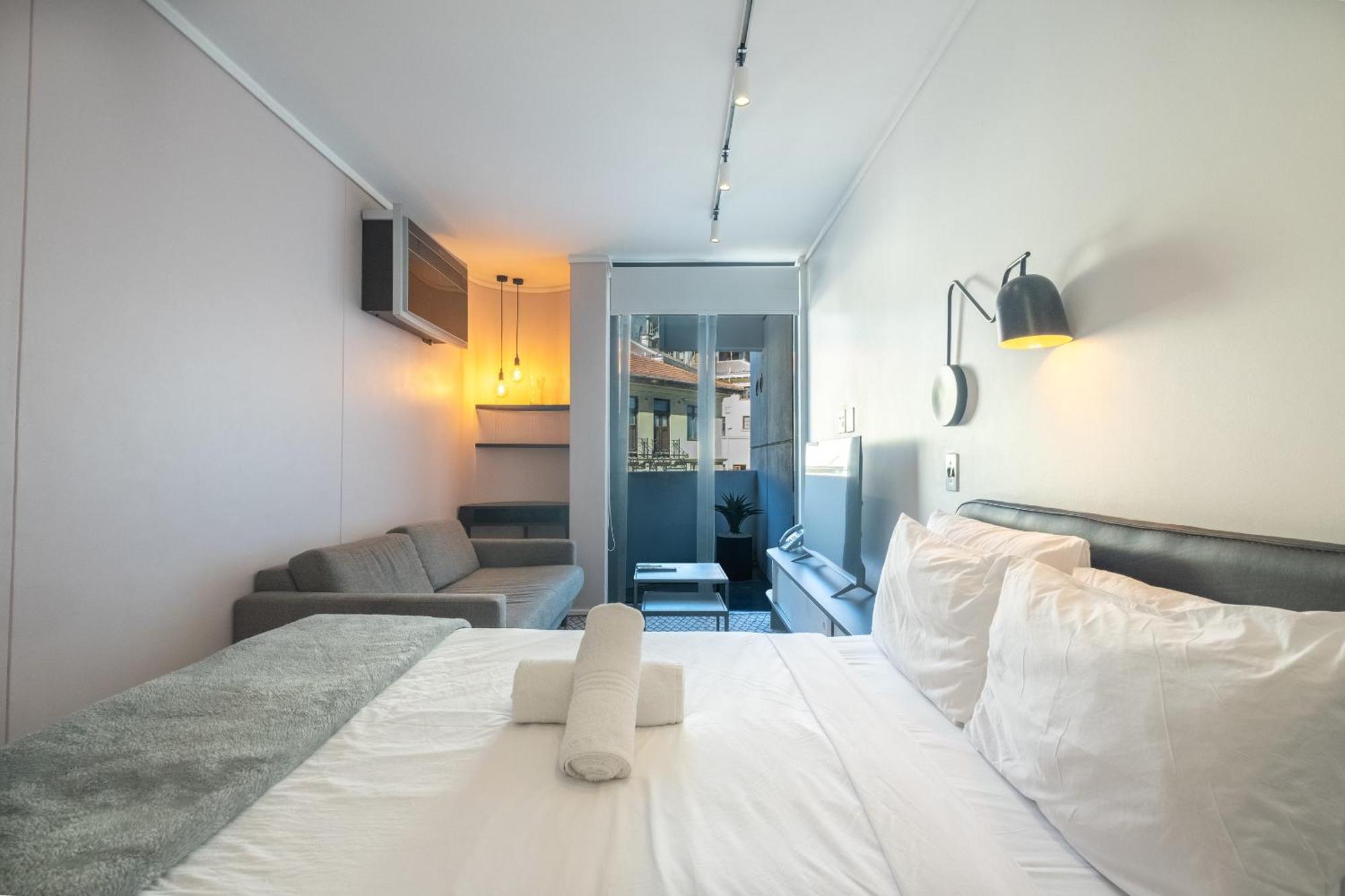 Appartement Flamingo 104: Modern Unit With Balcony *