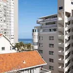 Flamingo 104: Modern Studio Unit With Balcony